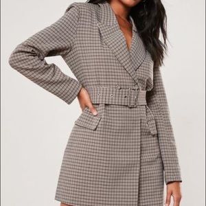 MISSGUIDED BUCKLE BELTED BLAZER DRESS
